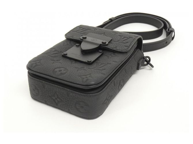 Portafoglio Verticale Louis Vuitton Taurillon Monogram S-Lock Nero - vista 3