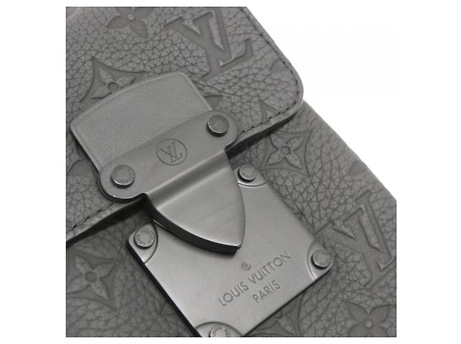 Portafoglio Verticale Louis Vuitton Taurillon Monogram S-Lock Nero - vista 4