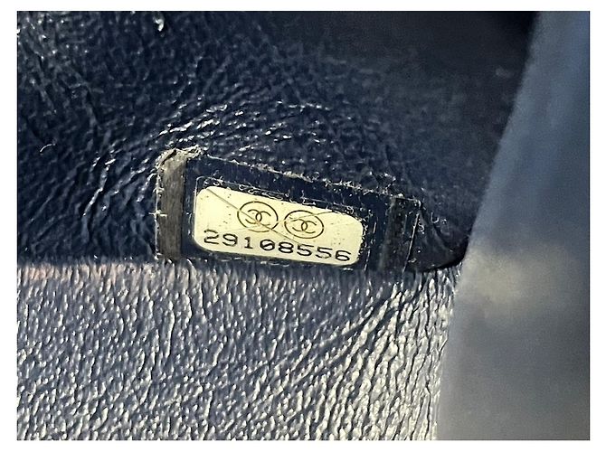 Borsa a tracolla Chanel Matelassé Navy Blu navy - vista 12