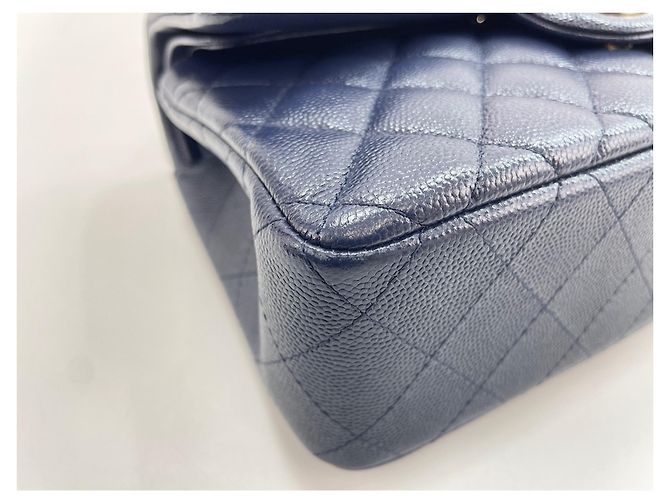 Borsa a tracolla Chanel Matelassé Navy Blu navy - vista 8