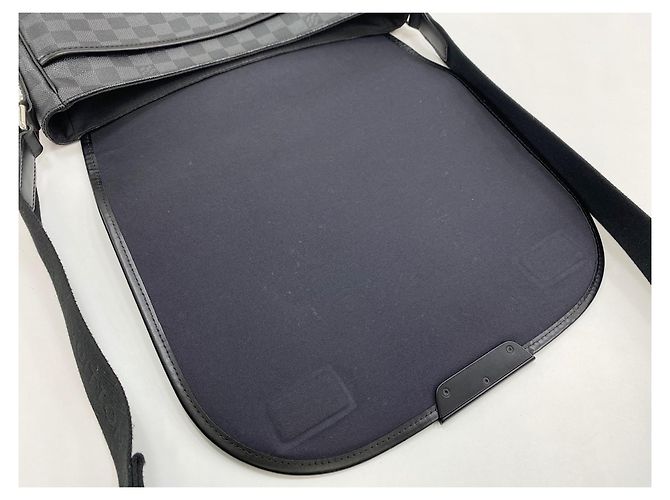 Louis Vuitton Daniel Shoulder Bag in Black - view 12