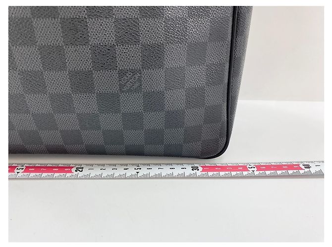 Louis Vuitton Daniel Shoulder Bag in Black - view 4