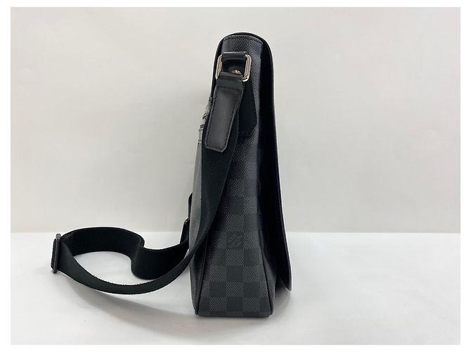 Louis Vuitton Daniel Shoulder Bag in Black - view 6