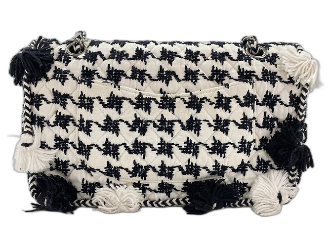 Chanel Matelassé Handtasche in Schwarz - Ansicht 3