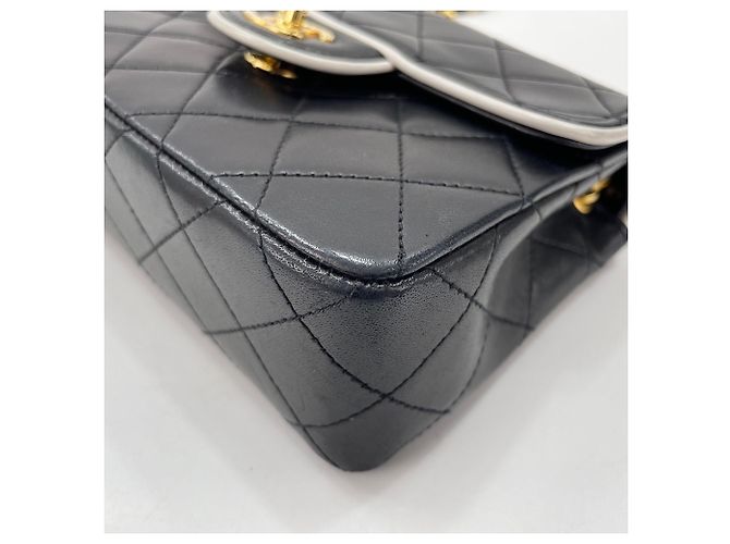 Borsa a tracolla Chanel Mini Matelassé Nero - vista 9