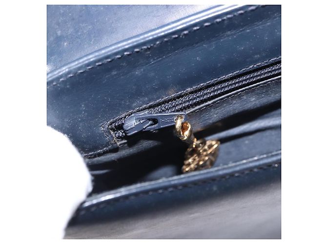 Bolsa de Ombro GUCCI em Couro Azul Marinho e Tom Dourado 29 001 4697 Auth BA14935 - vista 21