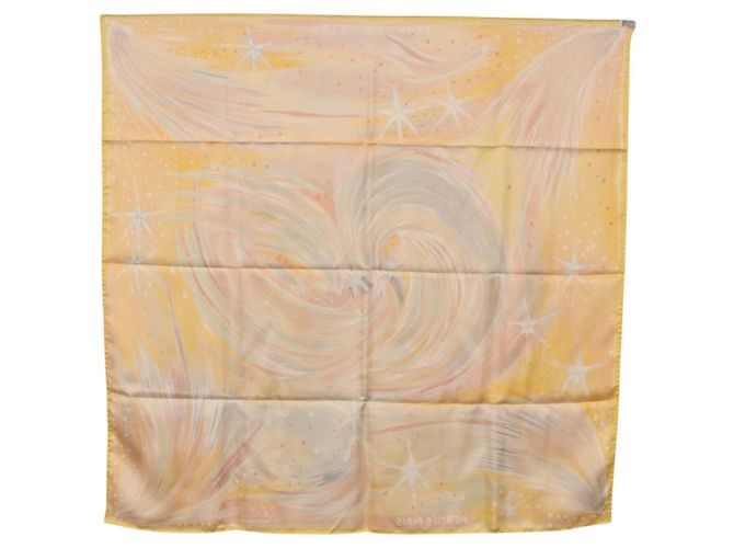 Hermès Foulard HERMES Carre 90 "FEUX DU CIEL" Seta Giallo Auth 196844M - vista 15