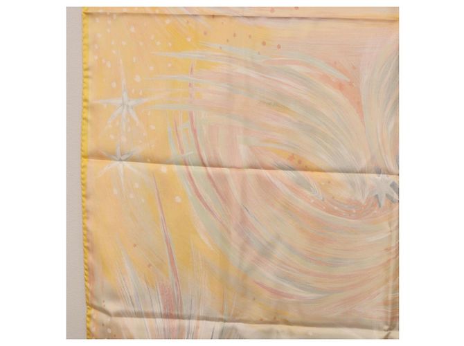 Hermès Foulard HERMES Carre 90 "FEUX DU CIEL" Seta Giallo Auth 196844M - vista 19