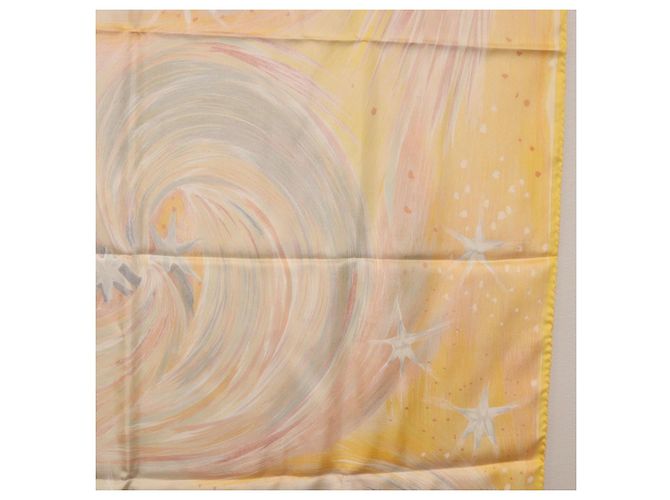 Hermès Foulard HERMES Carre 90 "FEUX DU CIEL" Seta Giallo Auth 196844M - vista 21