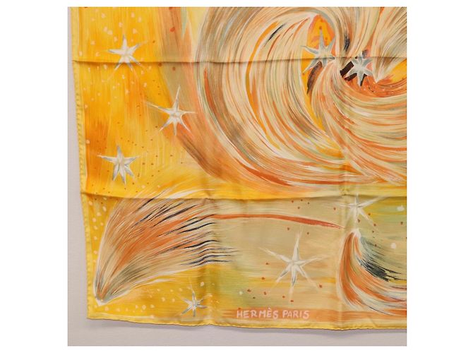 Hermès Foulard HERMES Carre 90 "FEUX DU CIEL" Seta Giallo Auth 196844M - vista 8