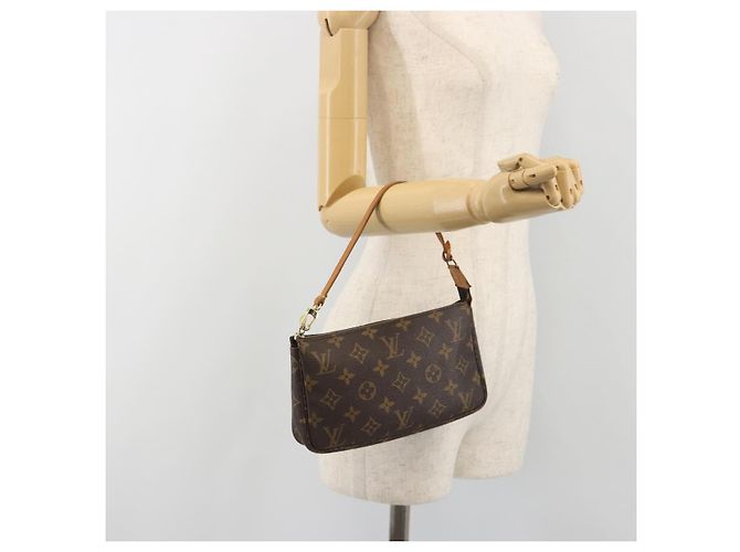 LOUIS VUITTON Monogram Pochette Accessoires Pouch M51980 LV Auth 197578 Monogramma - vista 20