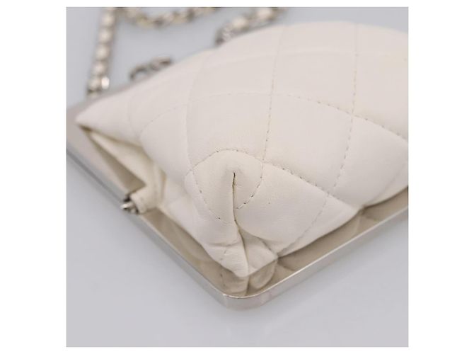 CHANEL Matelasse Chain Shoulder Pouch Lamb Skin White Silver CC Auth 197151M Argento Bianco - vista 15
