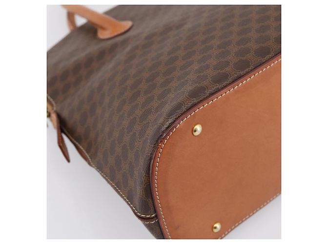 Céline Borsa a mano CELINE Macadam Canvas PVC Leather Brown Gold Auth mr2818 Marrone D'oro - vista 14