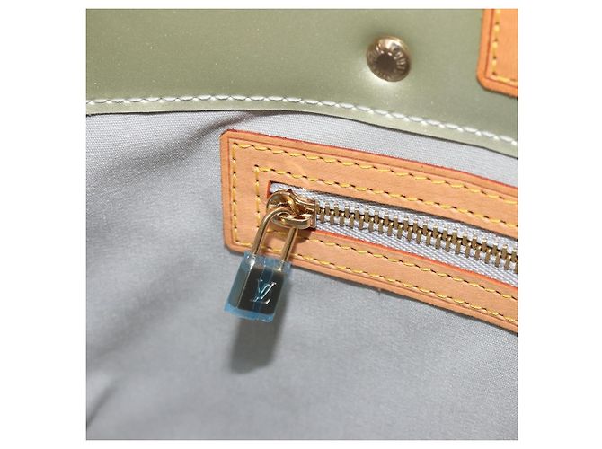 LOUIS VUITTON Monogram Vernis Reade PM Hand Bag Gris M91145 LV Auth am12277V Grigio - vista 22