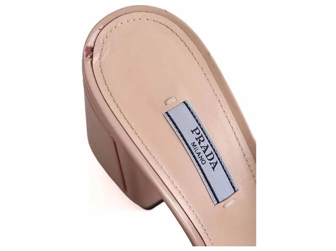Prada Absatzschuhe aus Lackleder beige - Ansicht 4
