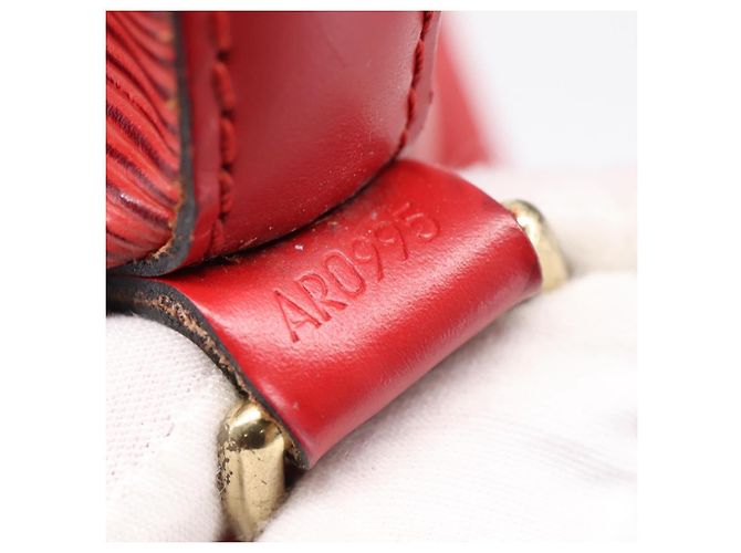 LOUIS VUITTON Epi Noe Schultertasche Rot M44007 LV Auth 196315 - Ansicht 12