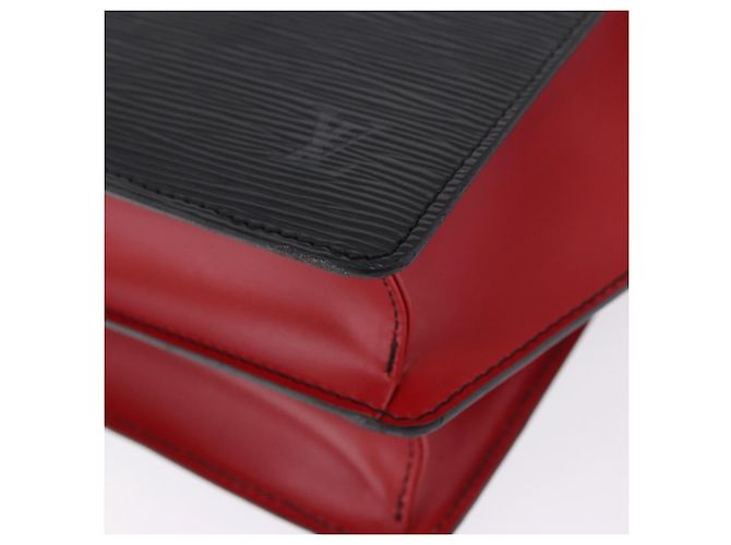 Borsa a mano LOUIS VUITTON Epi Bicolor Varenne Nero Rosso M52387 LV Auth 194393 - vista 15