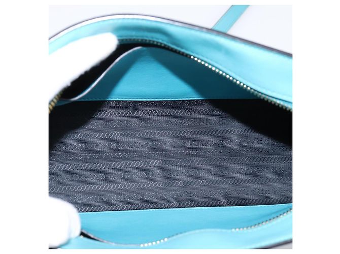 Saffiano Borsa a tracolla PRADA in pelle Safiano Verde Oro Auth am12262A D'oro - vista 11