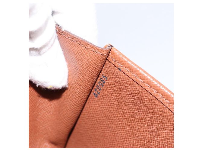 LOUIS VUITTON Monogram Bordeaux 24 Shoulder Bag M51798 LV Auth 197054 Monogramma - vista 12