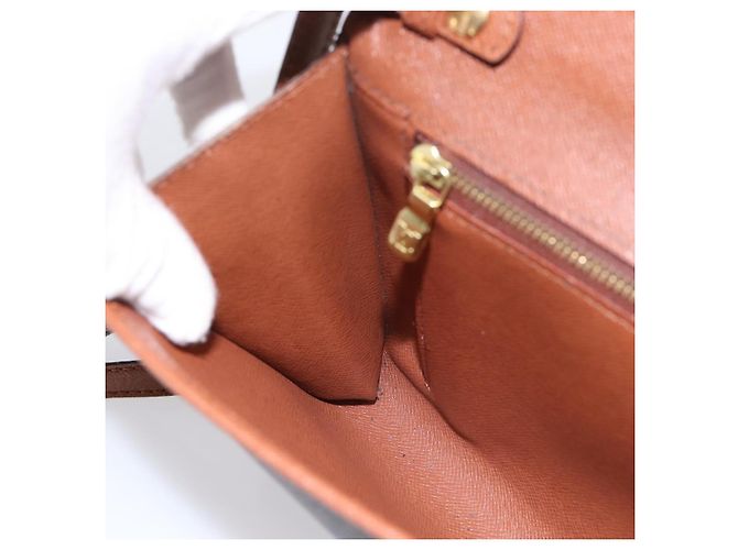 LOUIS VUITTON Monogram Bordeaux 24 Shoulder Bag M51798 LV Auth 197054 Monogramma - vista 20