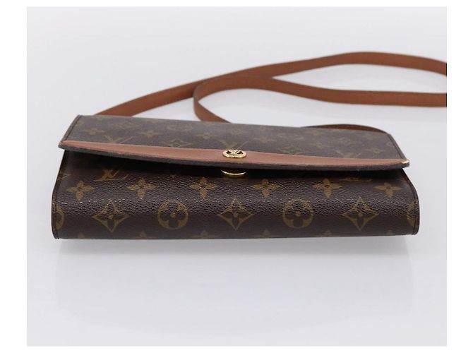 LOUIS VUITTON Monogram Bordeaux 24 Shoulder Bag M51798 LV Auth 197054 Monogramma - vista 5