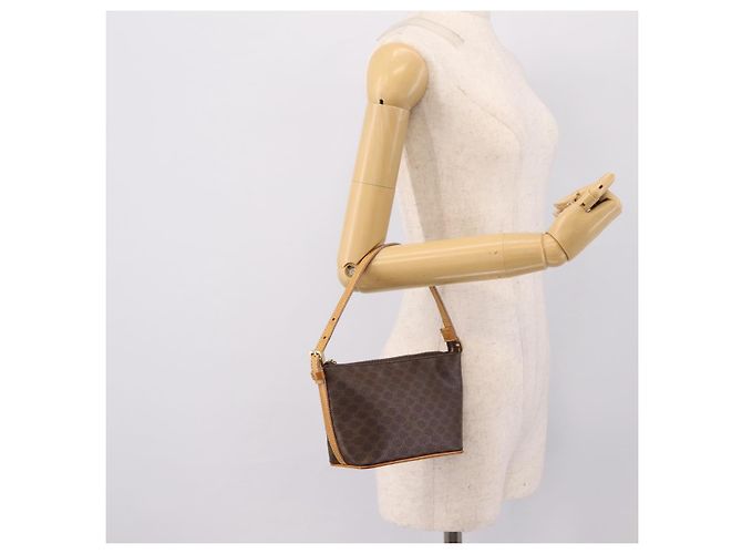 Céline Pouch CELINE Macadam Canvas PVC Leather Brown Gold Auth mr2827 Marrone D'oro - vista 20