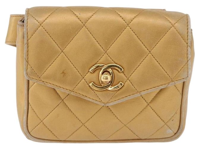 Borsa vita CHANEL Matelasse in pelle d'agnello Gold CC Auth 198737 D'oro - vista 13