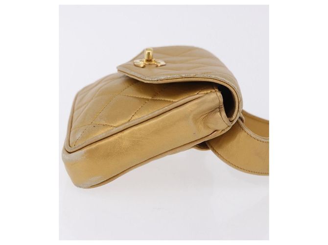 Borsa vita CHANEL Matelasse in pelle d'agnello Gold CC Auth 198737 D'oro - vista 3