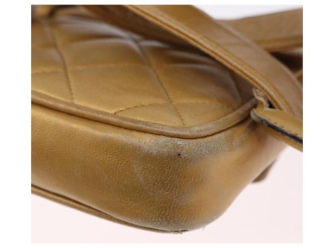 Borsa vita CHANEL Matelasse in pelle d'agnello Gold CC Auth 198737 D'oro - vista 9