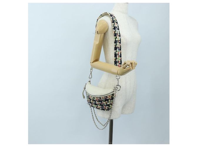Borsa a tracolla CHANEL Chain Matelasse tweed White Silver CC Auth 195515M Argento Bianco - vista 24