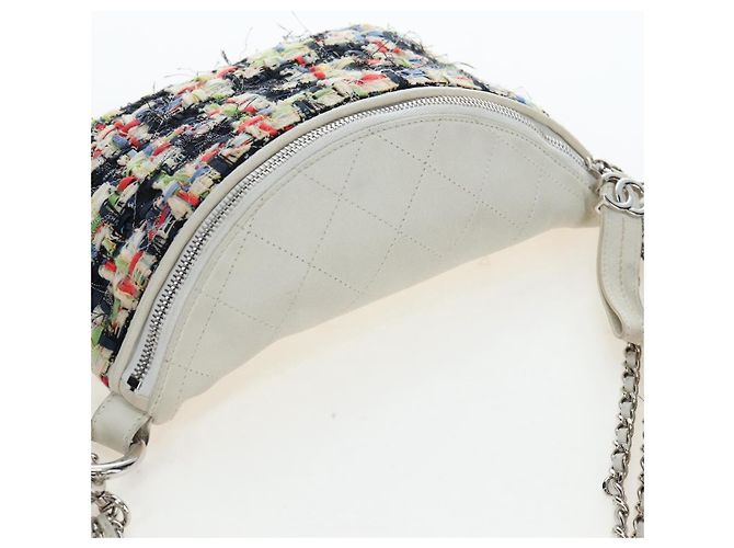 Borsa a tracolla CHANEL Chain Matelasse tweed White Silver CC Auth 195515M Argento Bianco - vista 6