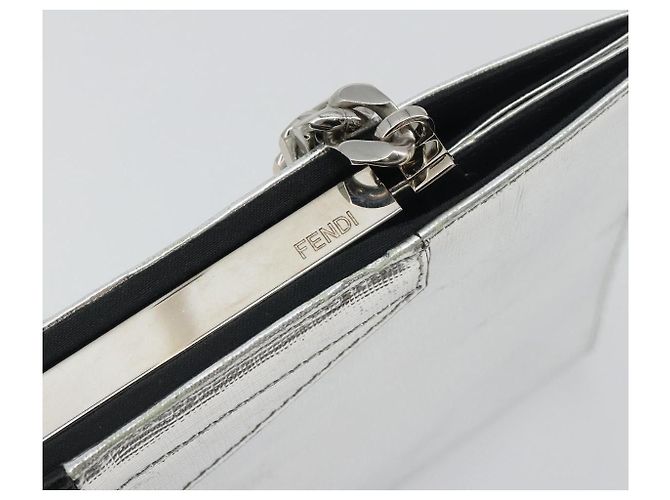 FENDI Kettenhandtasche aus Leder Silber authentisch ka5733A - Ansicht 10