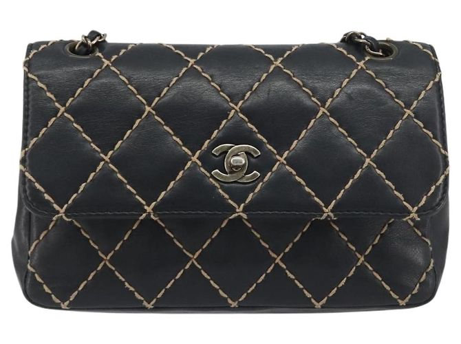 Borsa a tracolla con catena CHANEL Wild Stitch in pelle nera e oro CC Auth 198302V Nero D'oro - vista 13