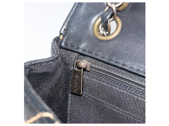 Borsa a tracolla con catena CHANEL Wild Stitch in pelle nera e oro CC Auth 198302V Nero D'oro - vista 23