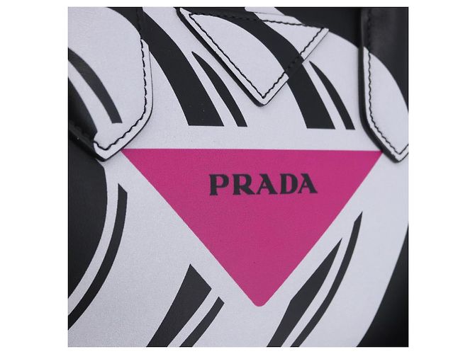 Sac à main PRADA en cuir 2 voies Noir Argent Auth ka5717M Argenté - vue 21