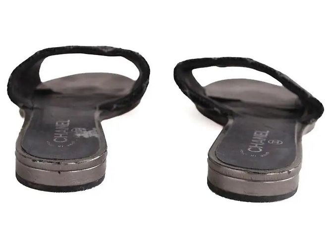 Mules Chanel in pelle nera Nero - vista 2
