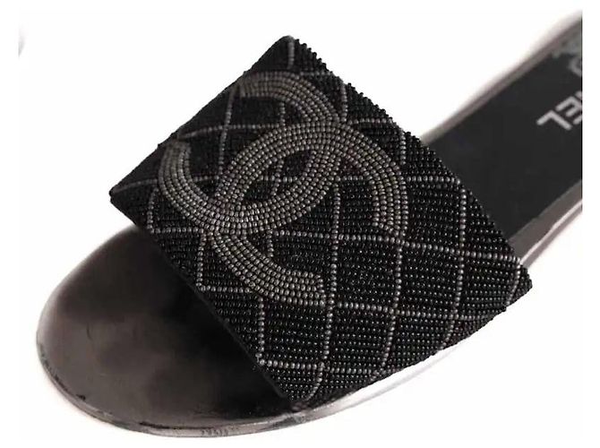 Mules Chanel in pelle nera Nero - vista 5
