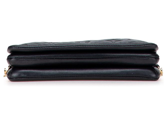 Borsa a tracolla Pochette Coussin Louis Vuitton Monogram Embossed nera Nero - vista 3