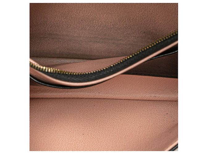 Borsa a tracolla Pochette Coussin Louis Vuitton Monogram Embossed nera Nero - vista 4