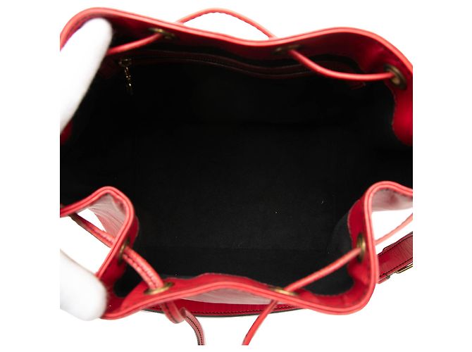 Borsa a secchiello Louis Vuitton Epi Petit Noe rossa Rosso - vista 4