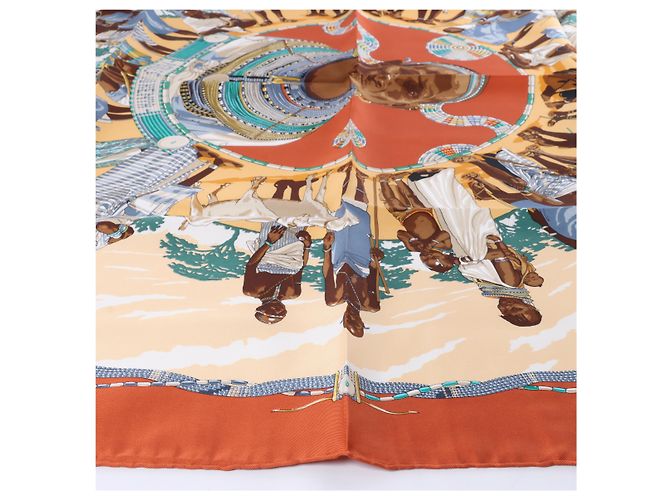 Hermès Carré 90 "PERLES DU KENYA" Seidentuch in Braun - Ansicht 6