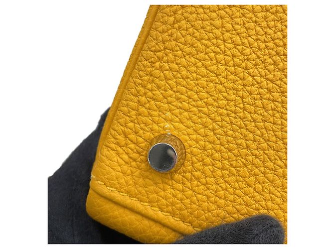 Hermès Borsa Hermes Kelly 28 in pelle Togo Jaune Ambre Giallo - vista 10