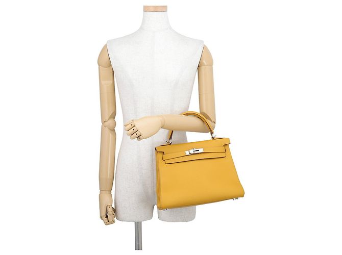 Hermès Borsa Hermes Kelly 28 in pelle Togo Jaune Ambre Giallo - vista 4