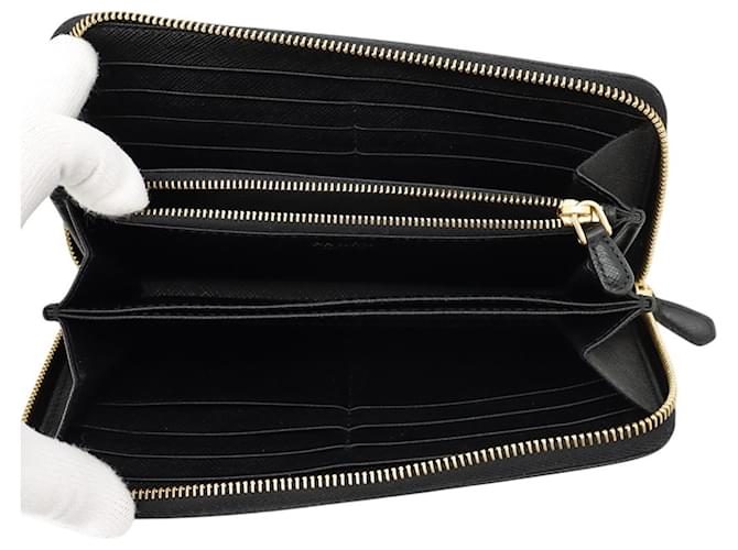 Prada Saffiano Triangle Langbörse Schwarz - Ansicht 4