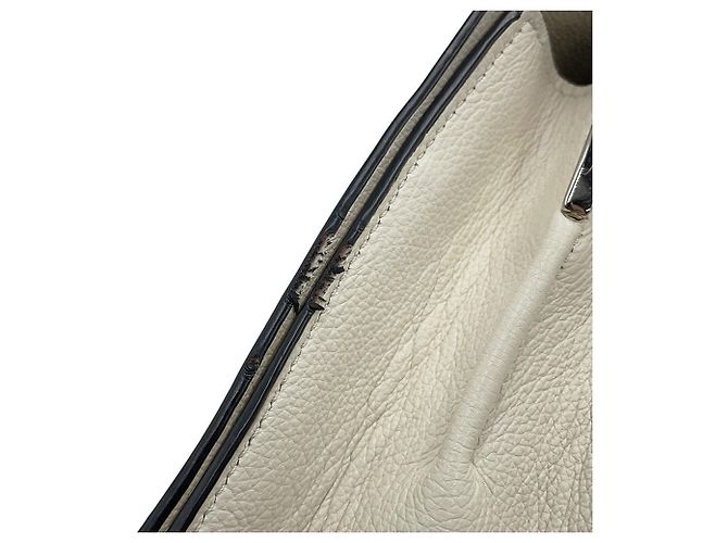Borsa a tracolla Prada Grace in vitello con triangolo Bianco - vista 7