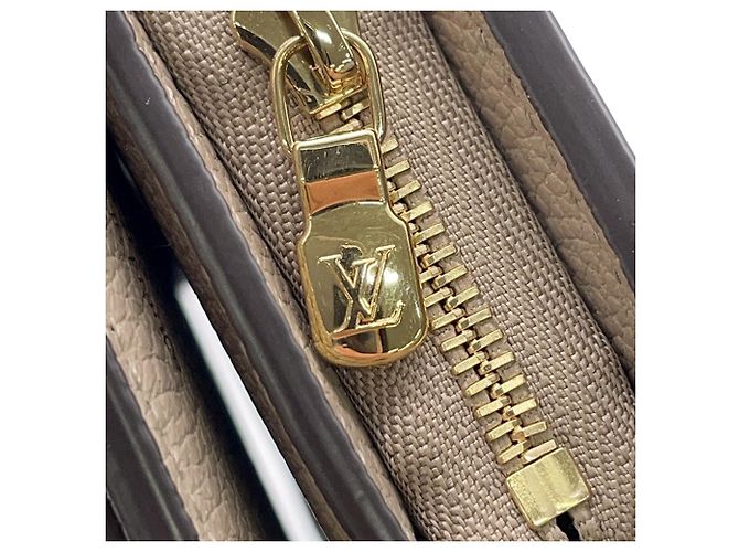 Cartera bi-fold Louis Vuitton en Monogram Empreinte Gris Crudo - vista 10