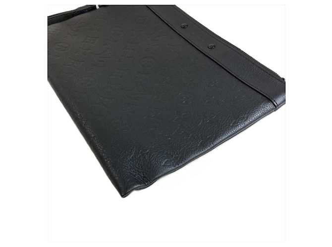 Louis Vuitton Pochette To Go Clutch Bag Nero Monogramma - vista 8