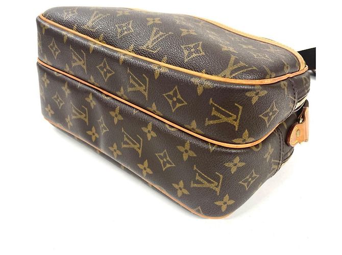 Borsa a tracolla Louis Vuitton Reporter PM Marrone Monogramma - vista 3
