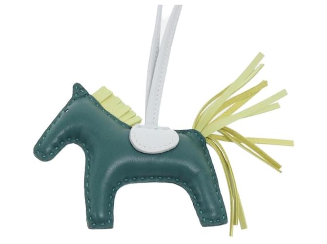 Hermès Hermes Rodeo Bag Charm PM 064929CA Verde - vista 2
