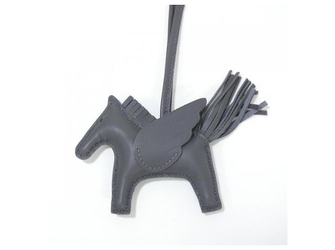 Hermès Hermes Rodeo Pegasus Accessory Bag Charm PM Grigio - vista 2